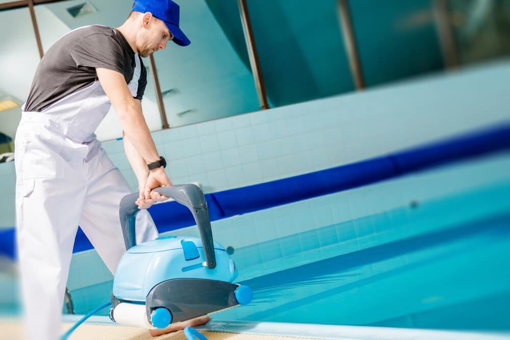 How Chlorine-Free Pool Cleaners Protect Your Skin & Health